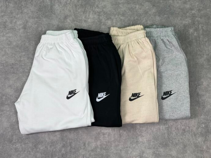 Oversize sweatpants nike